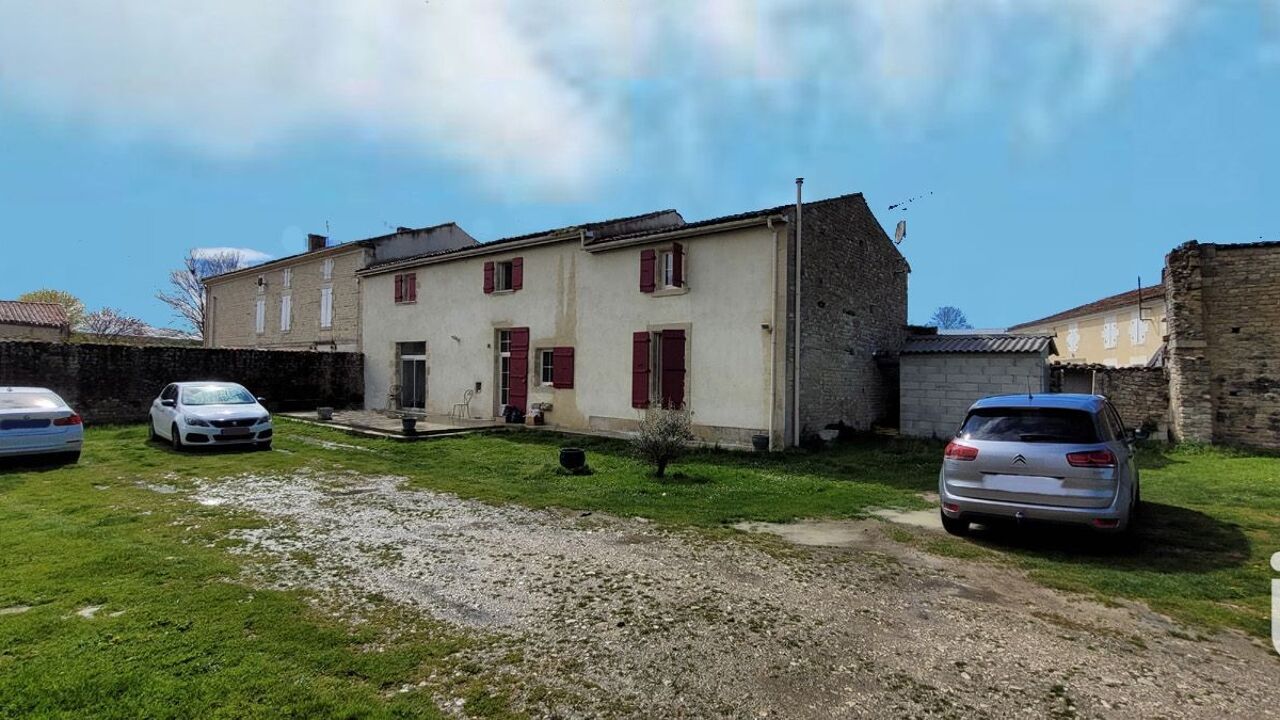 maison 7 pièces 217 m2 à vendre à Paillé (17470)