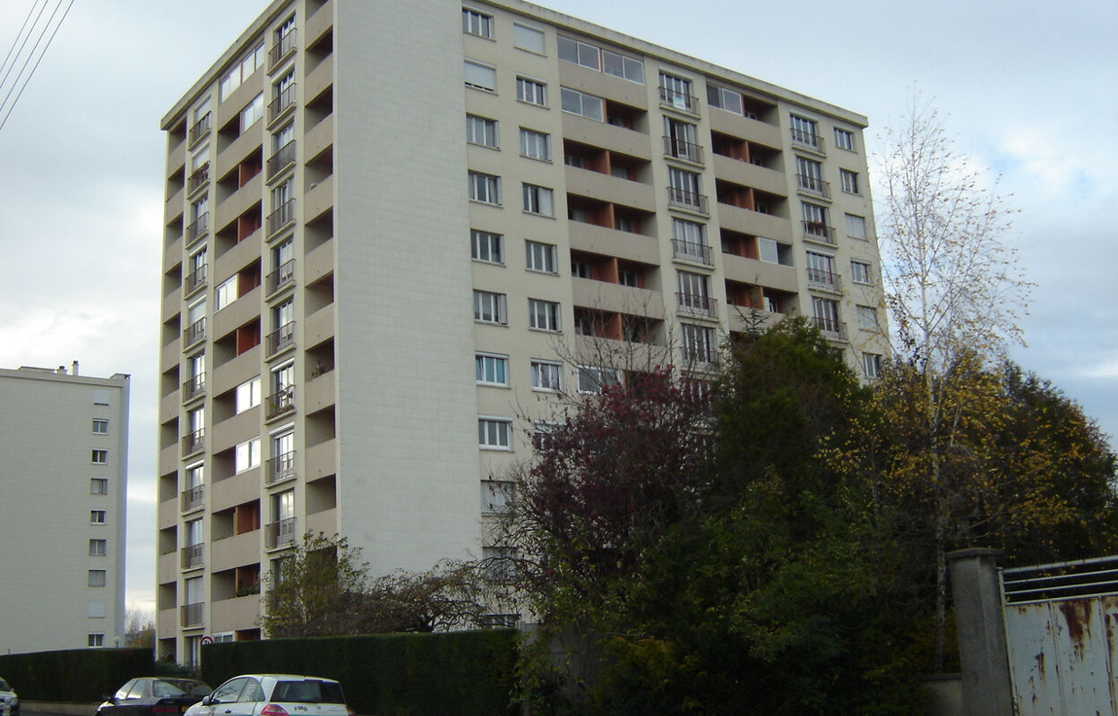 appartement 2 pièces 57 m2 à vendre à Reims (51100)