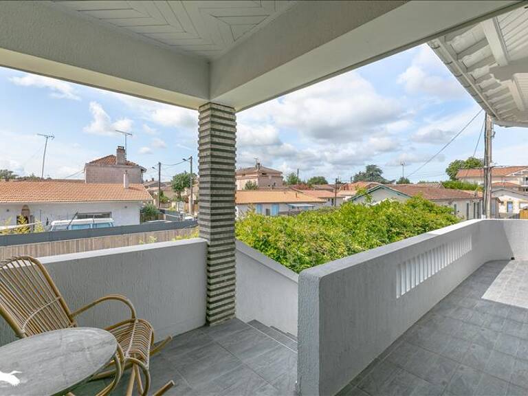 Villa de 6 pièces principales — photo 1