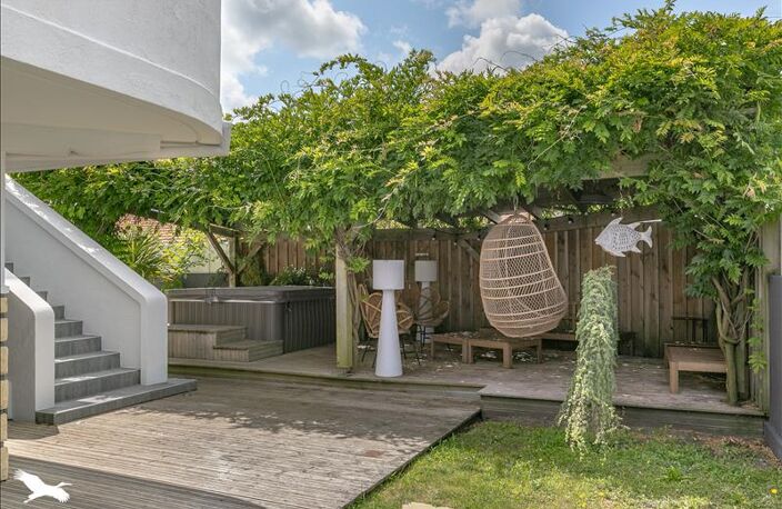 Villa de 6 pièces principales — photo 2