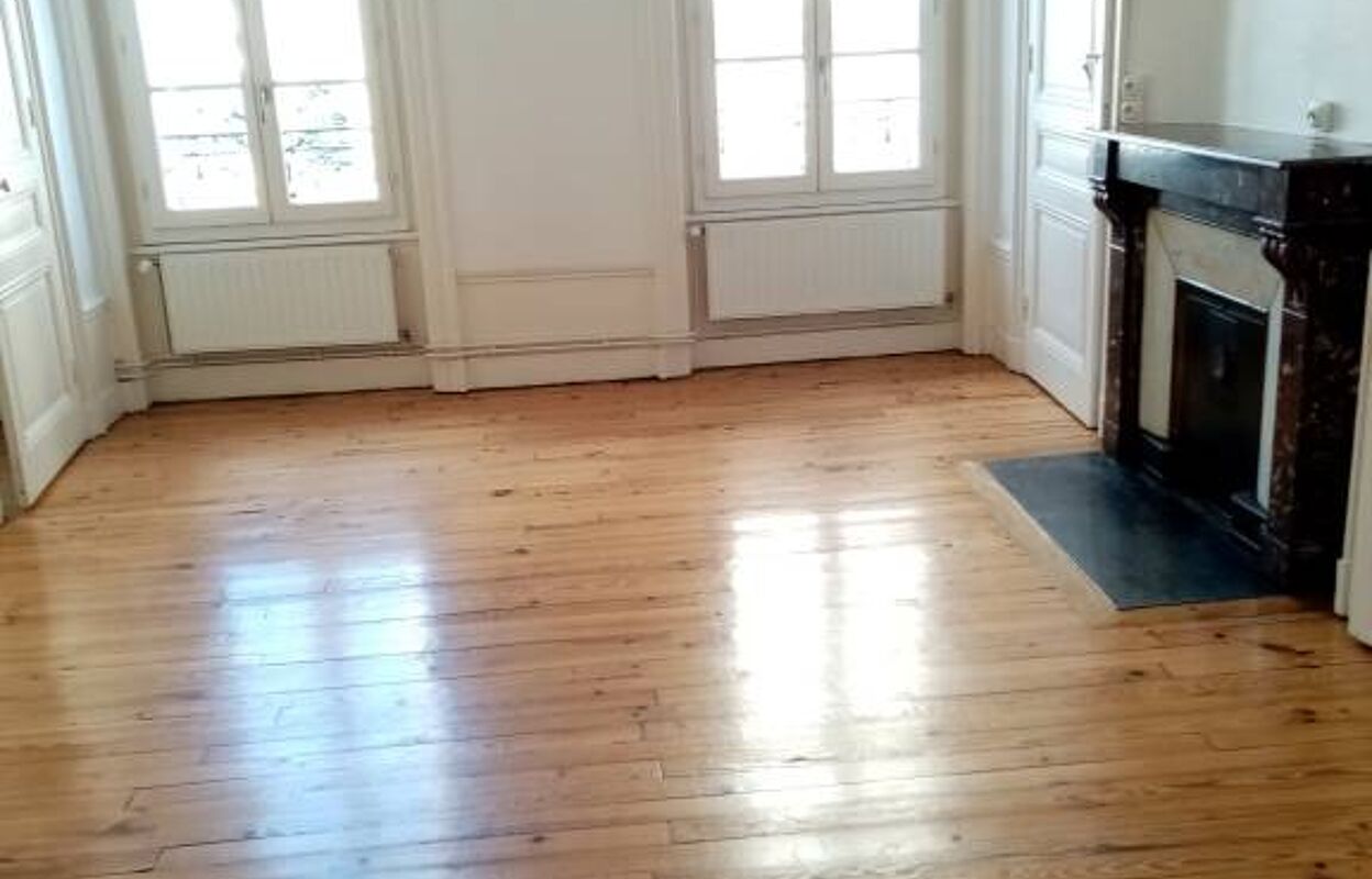 appartement 3 pièces 83 m2 à louer à Saint-Étienne (42000)
