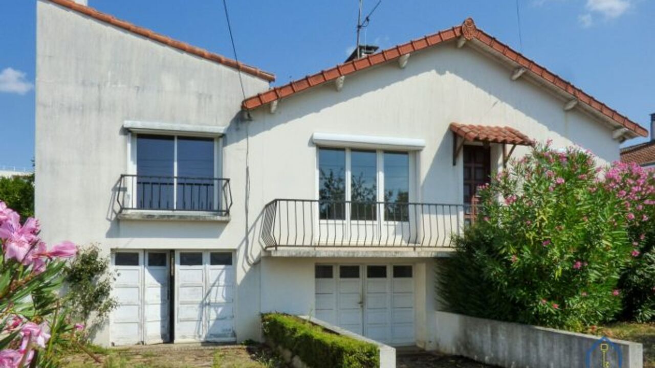 maison 6 pièces 103 m2 à vendre à Chantonnay (85110)