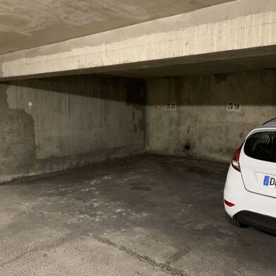 Parking 13 m²