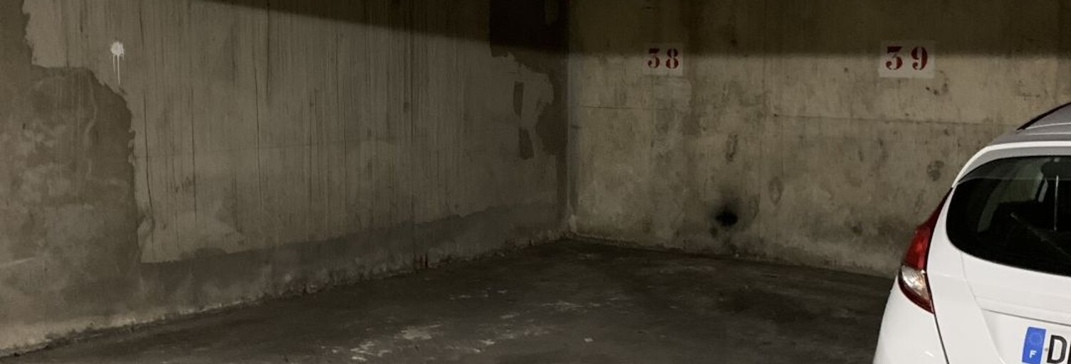 Garage  13 m² à vendre à Paris 11 (75011)