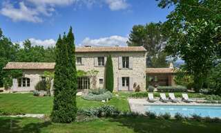 Maison 6 Pièces 256 m² à vendre à Tourrettes (83440)