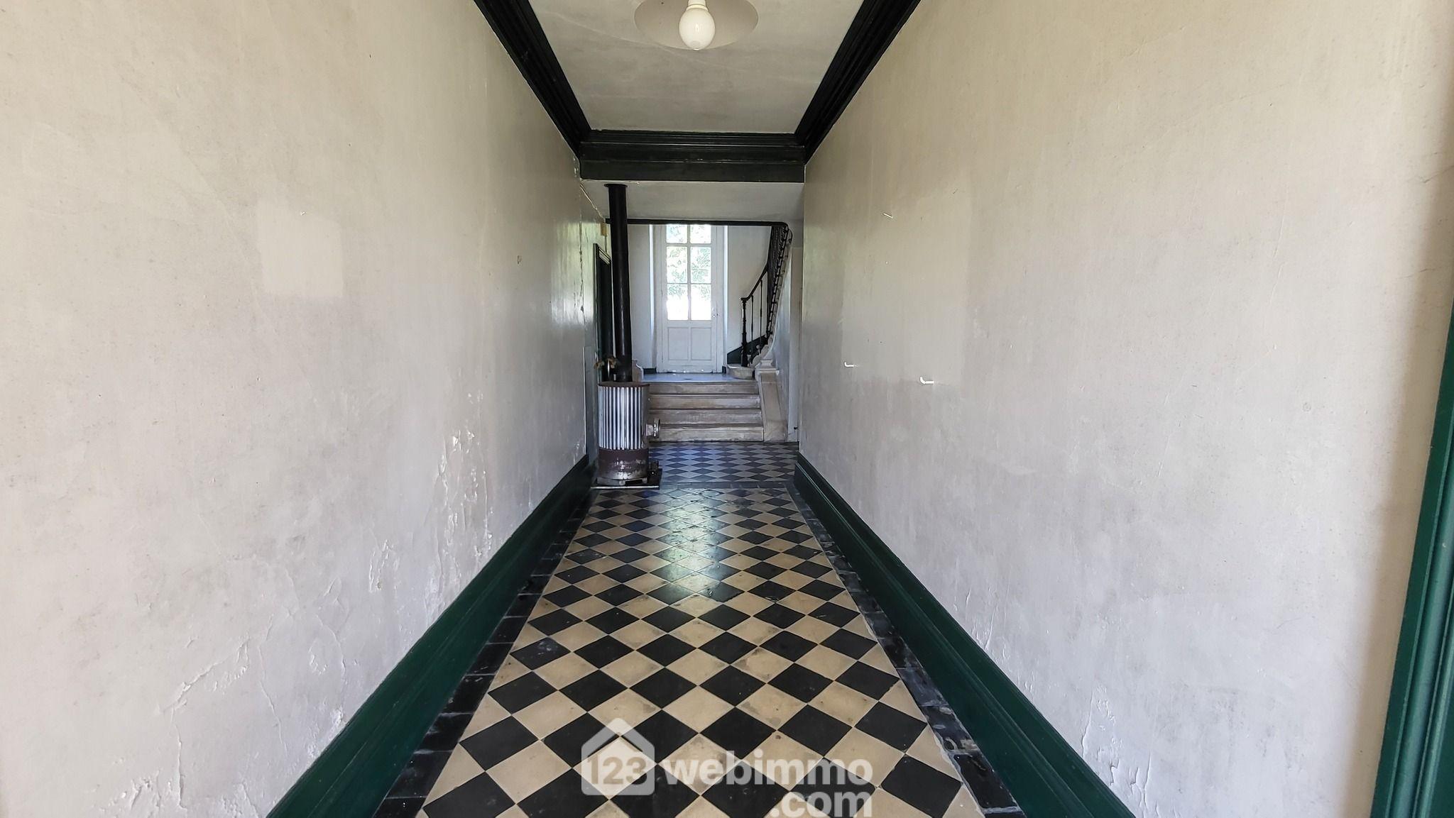 Photo Demeure - 420m² - Arcins image 1/4