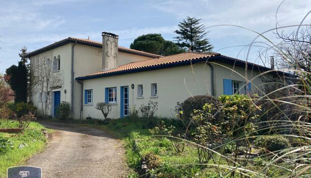 Villa / Maison 12 pièces  à vendre Niort 79000