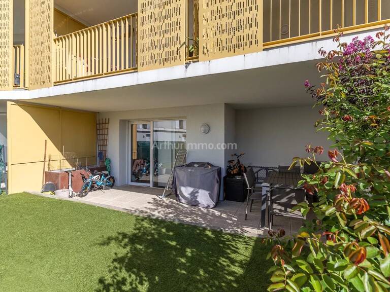 Appartement de 2018, 3 ch., garage, terrasse et jardin — photo 1