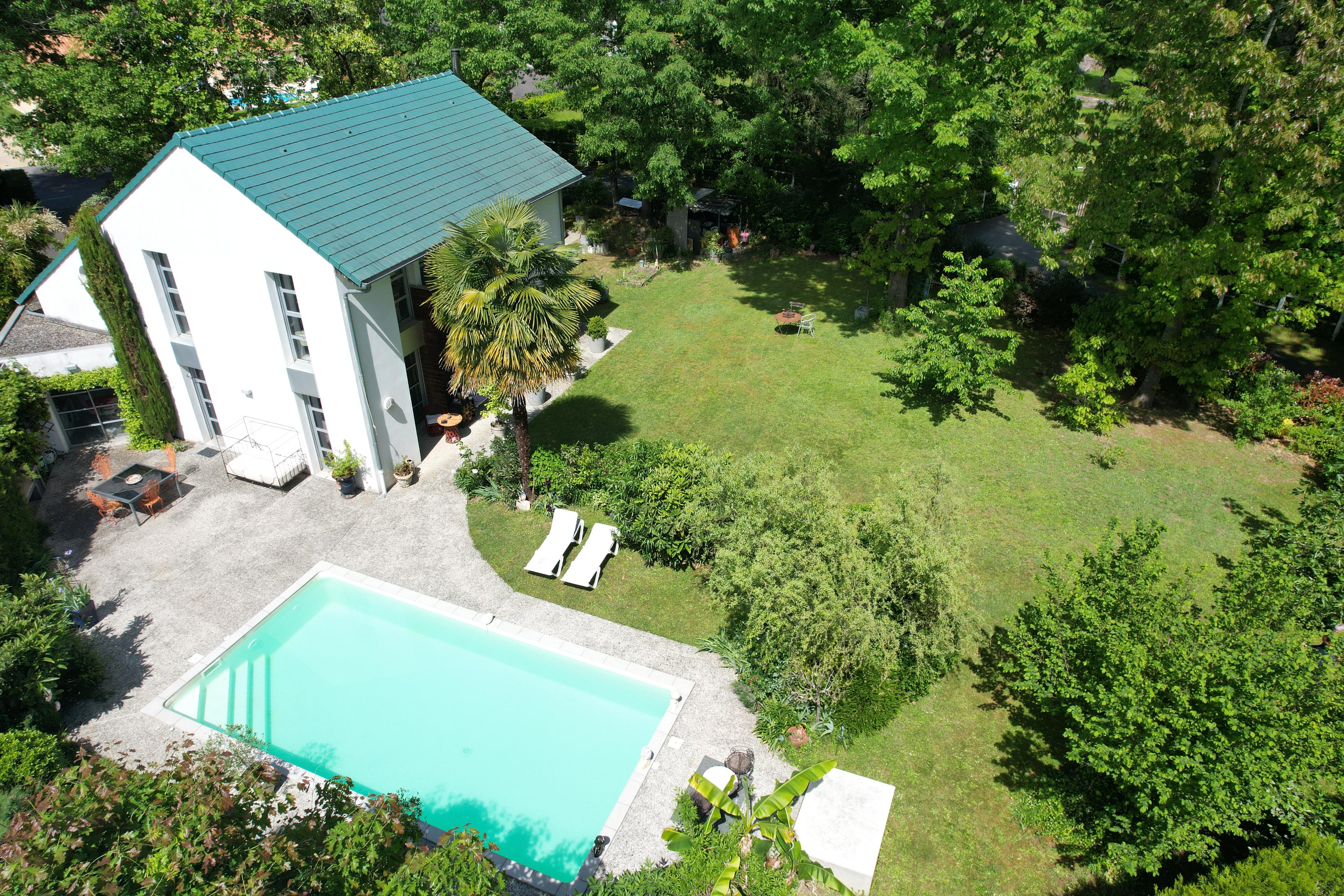 Villa / Maison  T7 à vendre Pau 64000