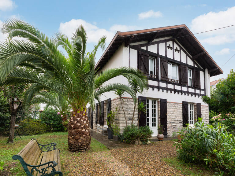 Maison 7 pièces 191 m² — photo 1