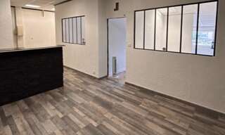 Commerce  72 m² à louer à Montauroux (83440)