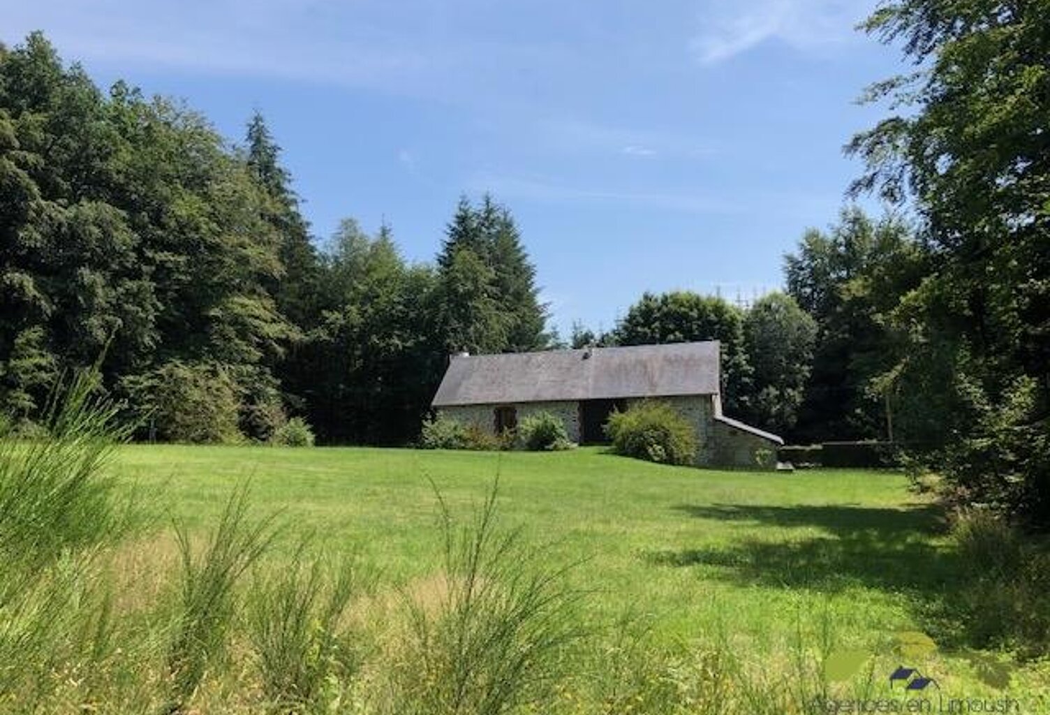 CORREZE — photo 1