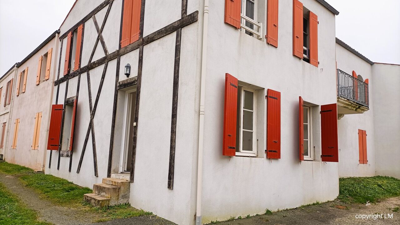 appartement 2 pièces 42 m2 à vendre à Courçon (17170)