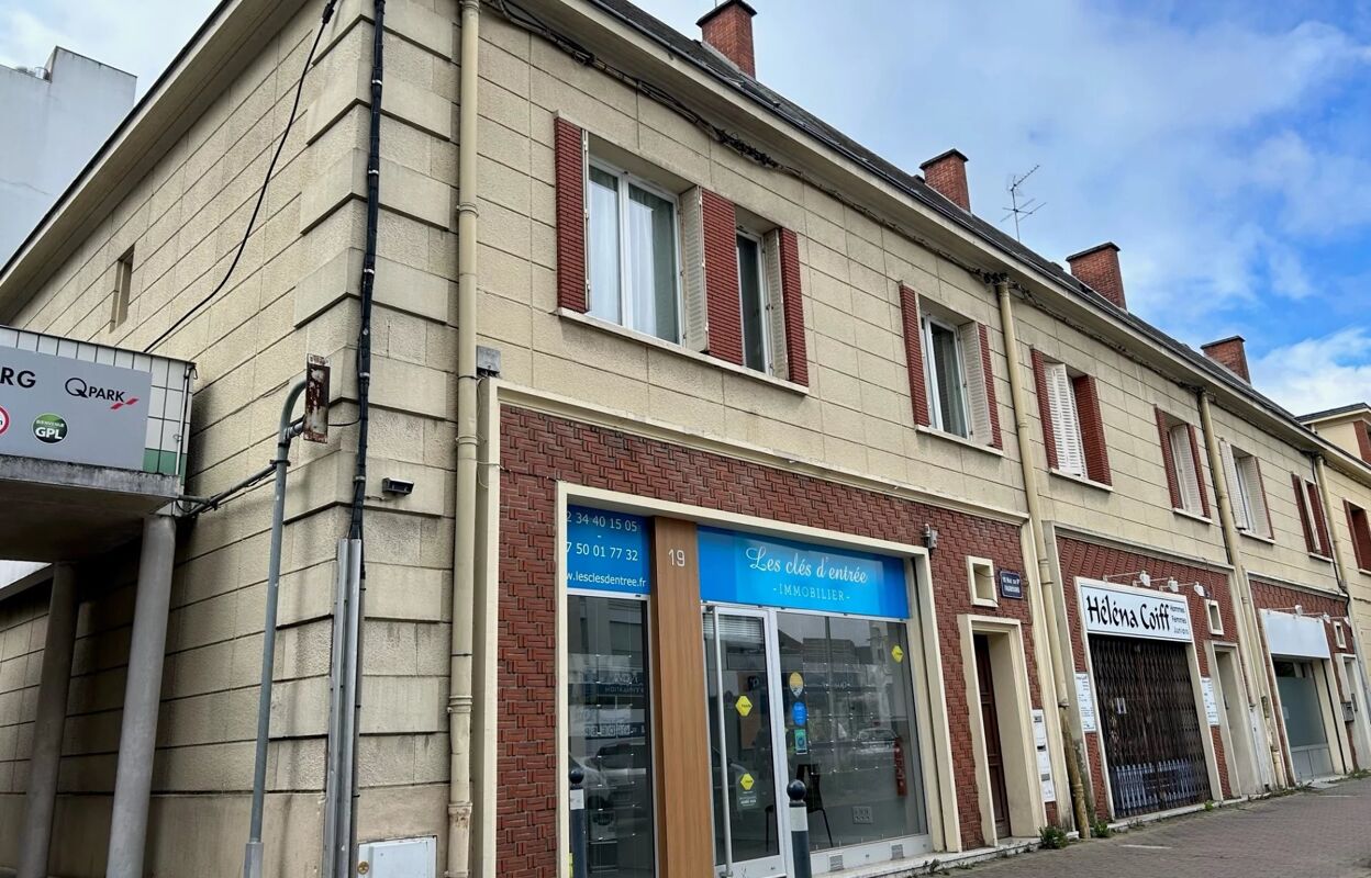 commerce  pièces 55 m2 à louer à Chartres (28000)