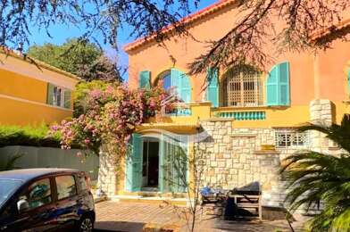 Maison 4 pièces 2700 €