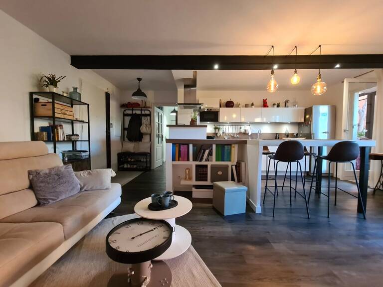 NICE CORNICHE DE MAGNAN :  F3  refait à neuf, LOGGIA  de 18m² et GARAGE — photo 1