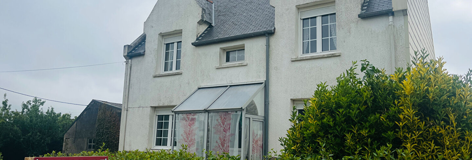 Maison 7 Pièces 140 m² à vendre à Mespaul (29420)