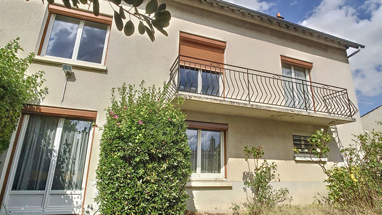 maison 6 pièces 140 m2 à vendre à Fleury-les-Aubrais (45400)