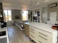 T3 MEUBLE AU CALME EN PLEIN COEUR DE ANSE — photo 4