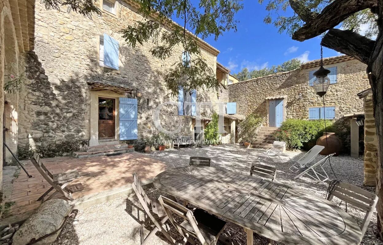 maison 10 pièces 317 m2 à vendre à Vaison-la-Romaine (84110)