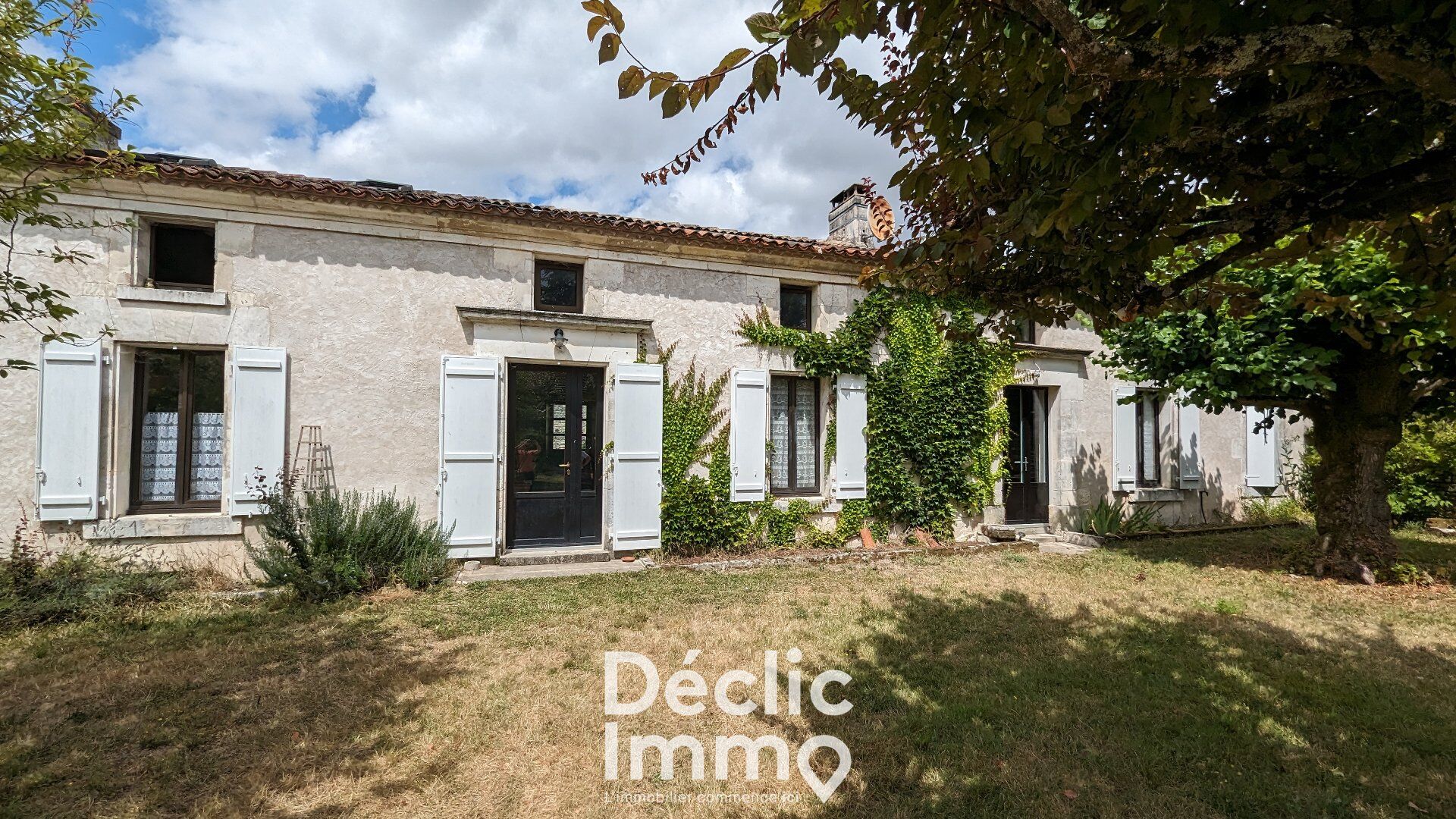 Villa / Maison 8 pièces  à vendre Jarnac 16200