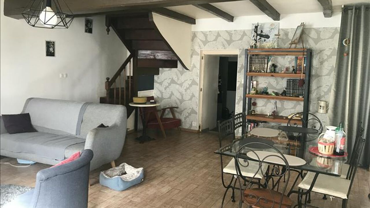 maison 4 pièces 99 m2 à vendre à Saint-Jean-d'Angély (17400)