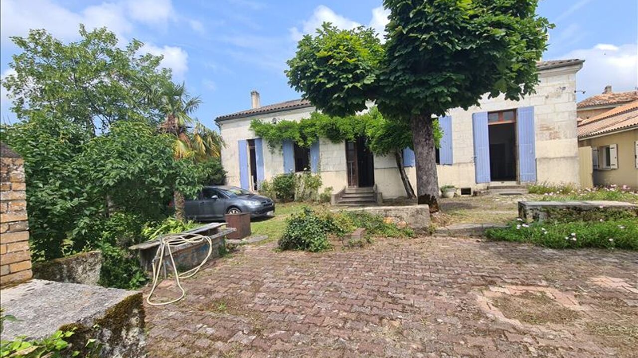 maison 4 pièces 155 m2 à vendre à Montlieu-la-Garde (17210)