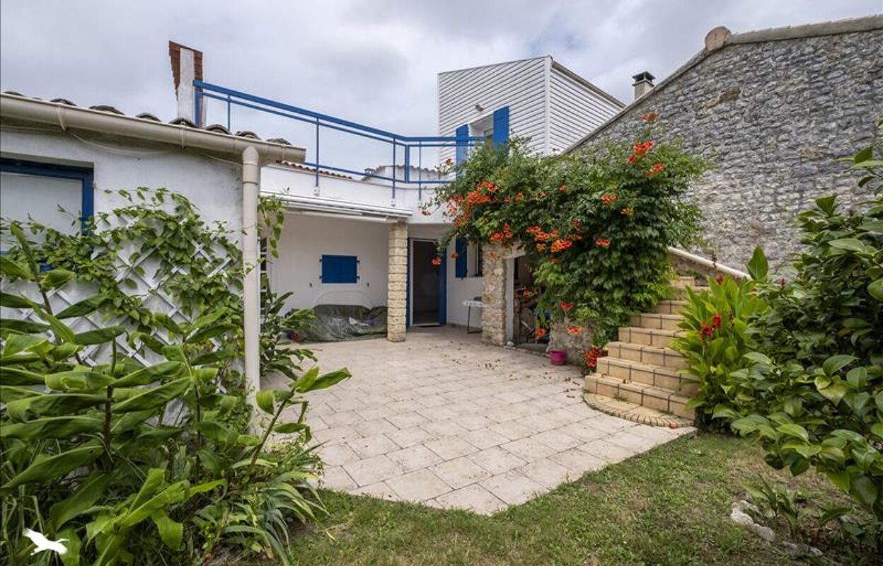 maison 5 pièces 123 m2 à vendre à Saint-Just-Luzac (17320)