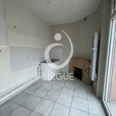Immeuble  302000 €