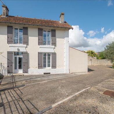 Maison 7 pièces 144 m²