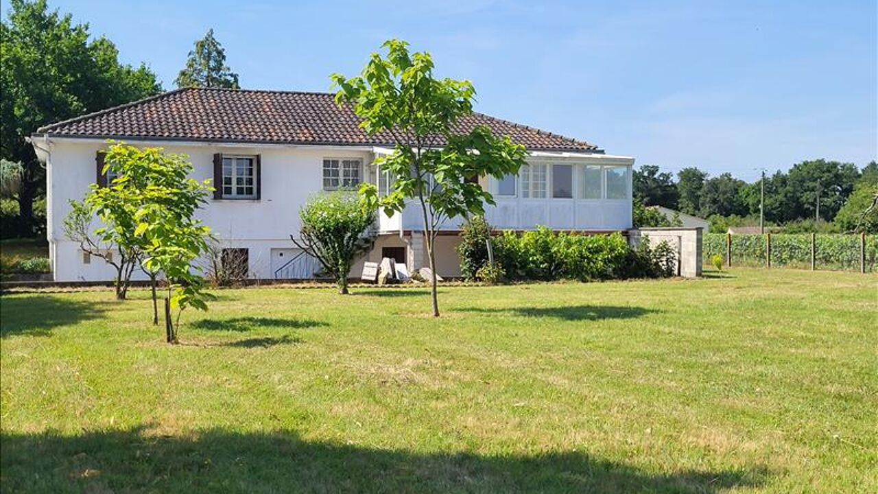 immeuble  pièces  m2 à vendre à Jonzac (17500)