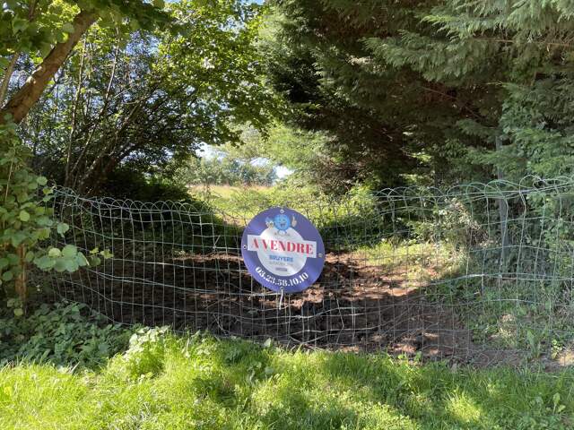TERRAIN CONSTRUCTIBLE A SIGNY LE PETIT — photo du bien