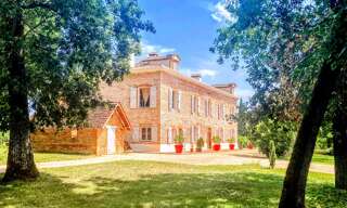 Maison 13 Pièces 560 m² à vendre à Montpezat-de-Quercy (82270)