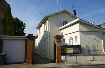 location maison 832 € CC /mois à proximité de Beaumont-de-Lomagne (82500)