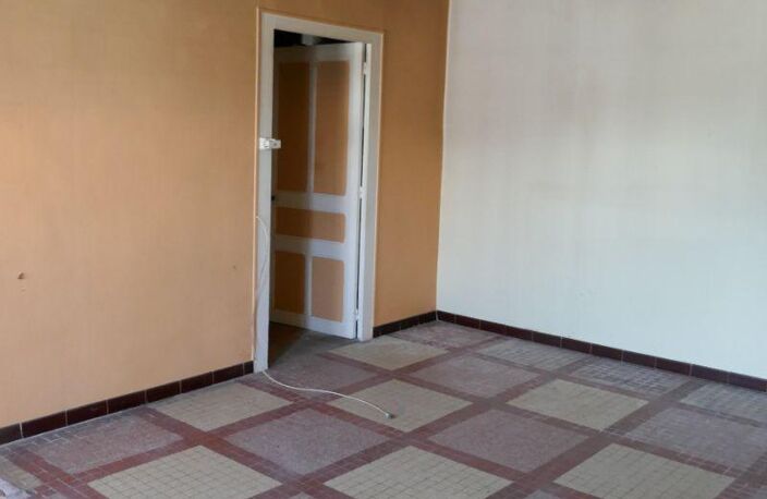 Vente maison 3 pièces 66 m² Bélâbre (36370) — photo 2