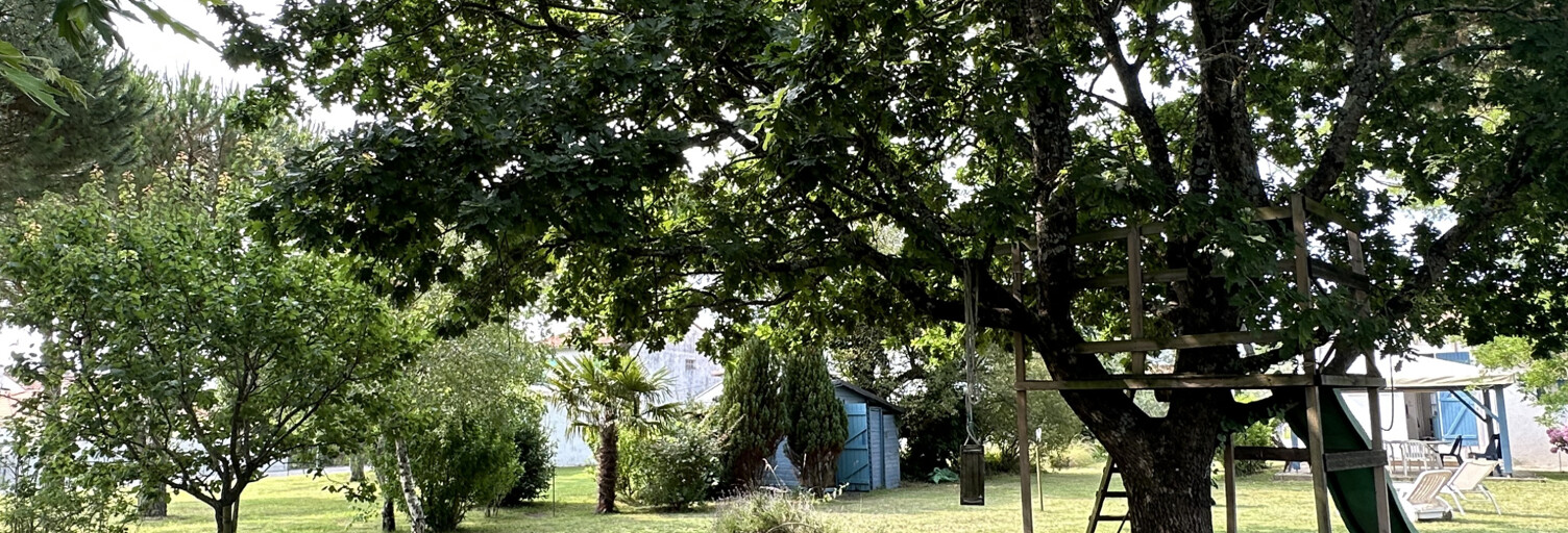 Terrain  1651 m² à vendre à Saint-Palais-sur-Mer (17420)