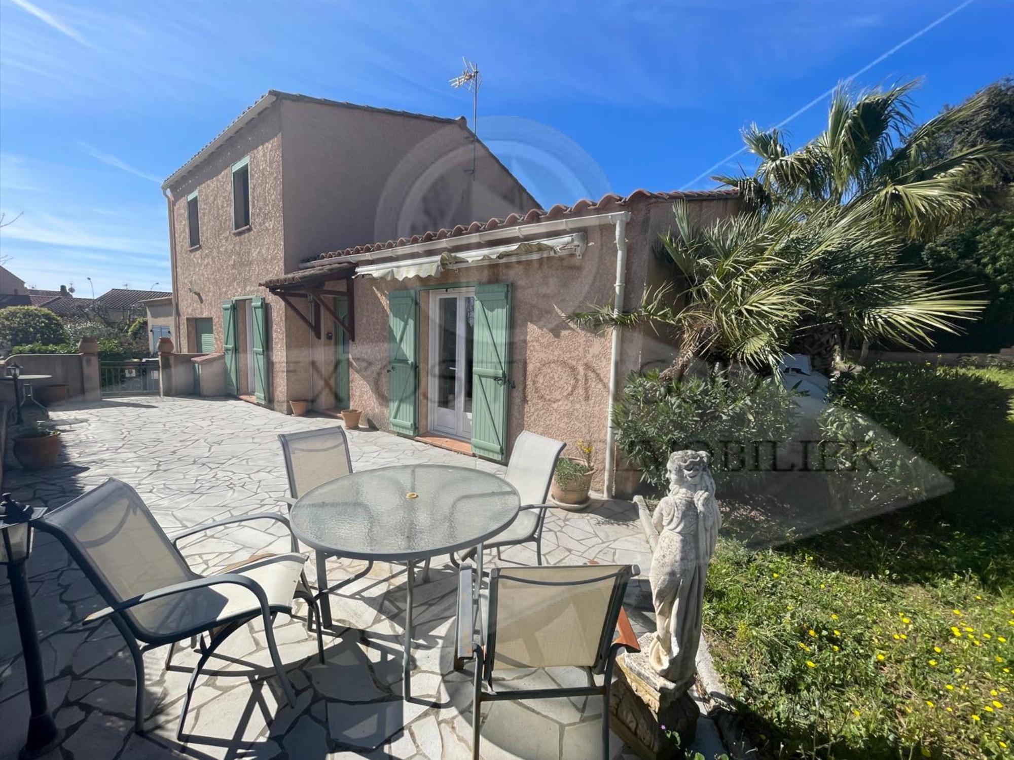 Sanary-sur-Mer Maison 6 pièces 145 m²