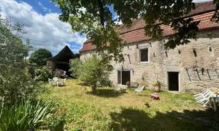 Maison 7 Pièces 300 m² à vendre à Varaire (46260)