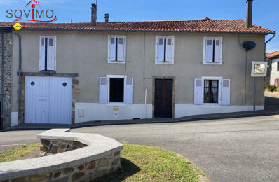 vente maison 129 600 € à proximité de Saint-Adjutory (16310)