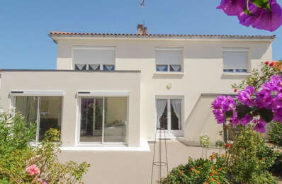 maison 8 pièces 201 m2 à vendre à La Rochelle (17000)