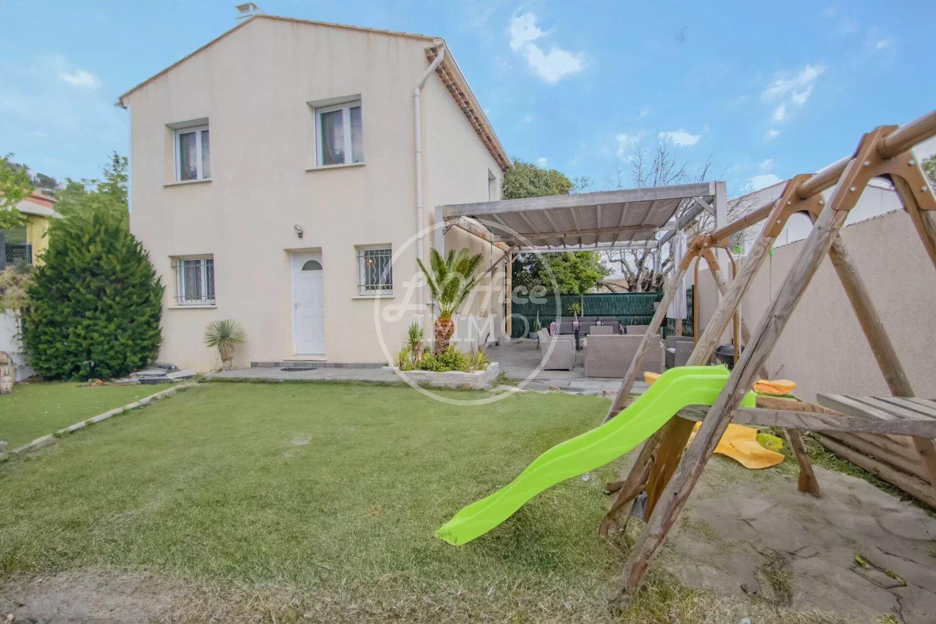 Villa / Maison  T4 à vendre Puget-Ville 83390