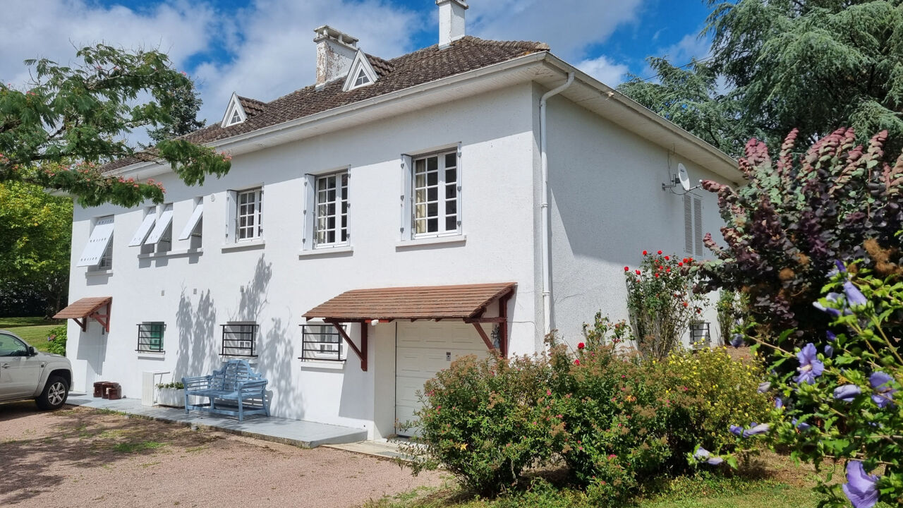 maison 7 pièces 130 m2 à vendre à Piégut-Pluviers (24360)