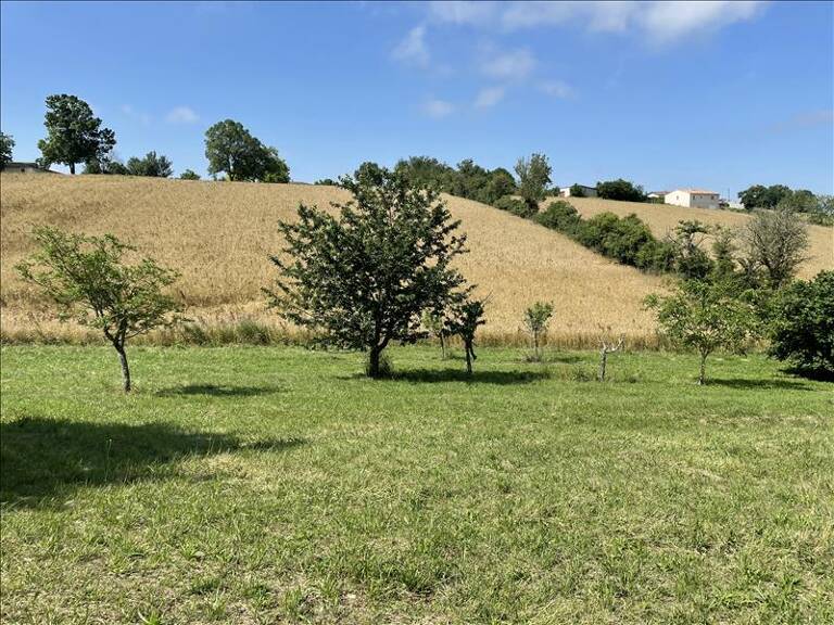 Terrain à bâtir de 0 pièces principales — photo 1