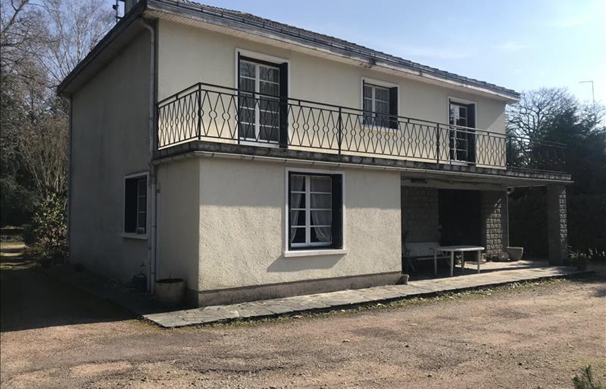 maison 6 pièces 170 m2 à vendre à Augignac (24300)