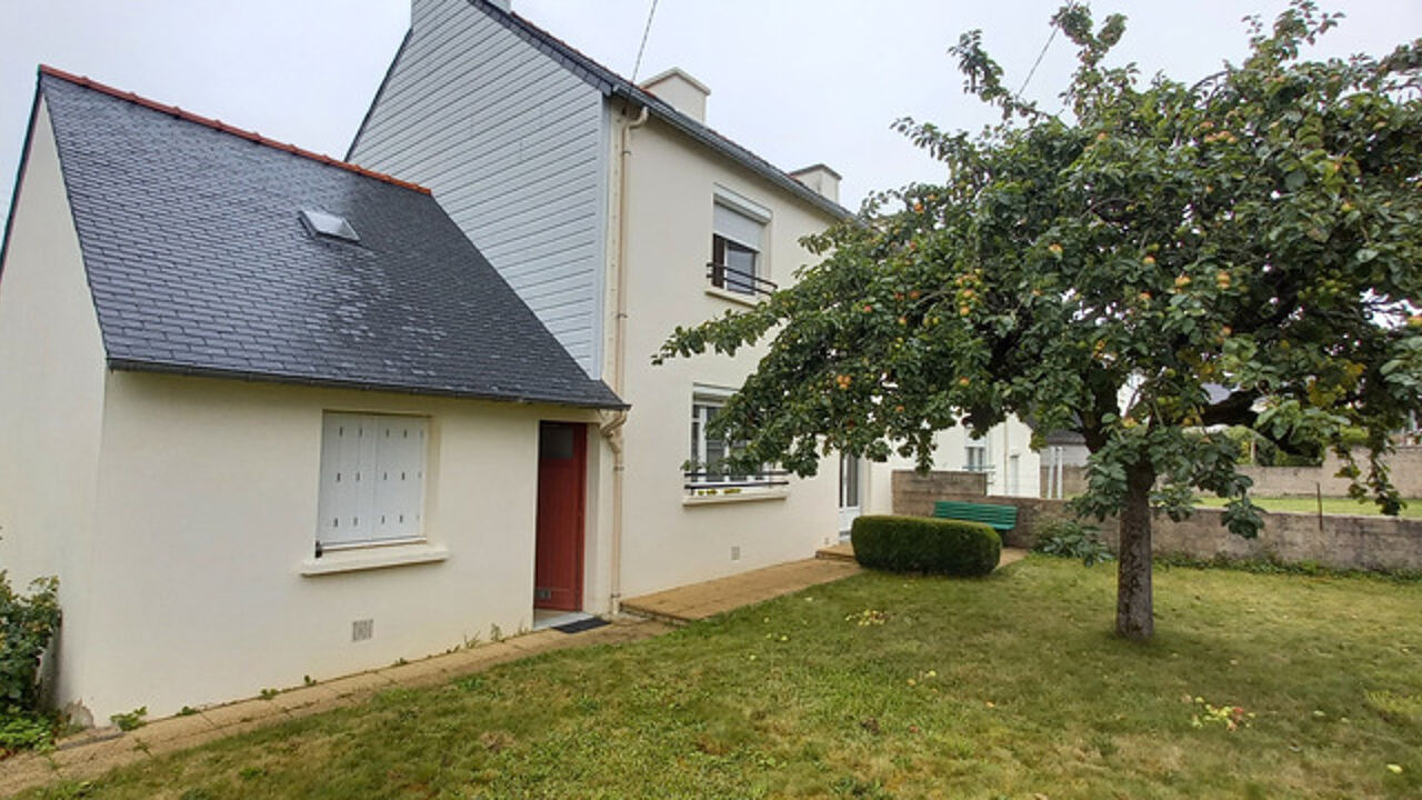 maison 5 pièces 86 m2 à vendre à Carhaix-Plouguer (29270)