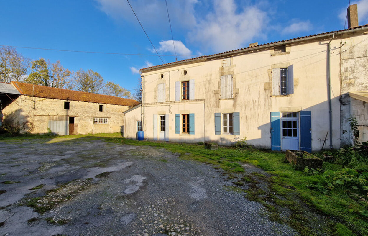 maison 7 pièces 126 m2 à vendre à Tonnay-Charente (17430)
