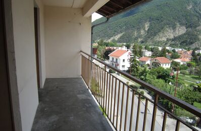 location appartement 470 € CC /mois à proximité de La Faurie (05140)