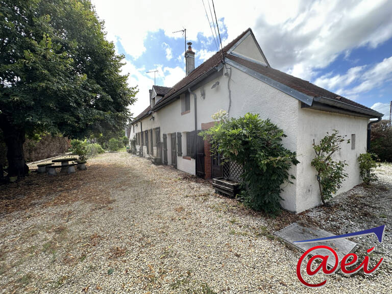 Sublime propriété avec piscine T6 de 133m2 +T2 de 40 m² sur 4 — photo 1