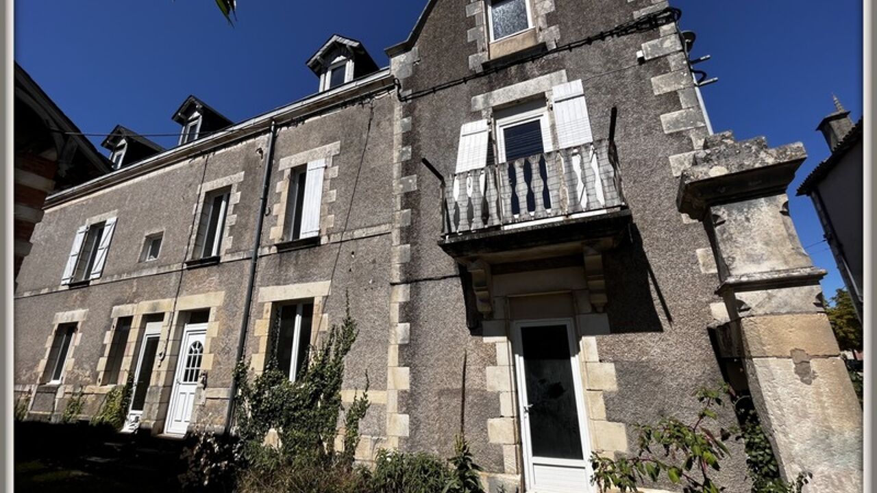 maison 6 pièces 270 m2 à vendre à Saint-Savin (86310)