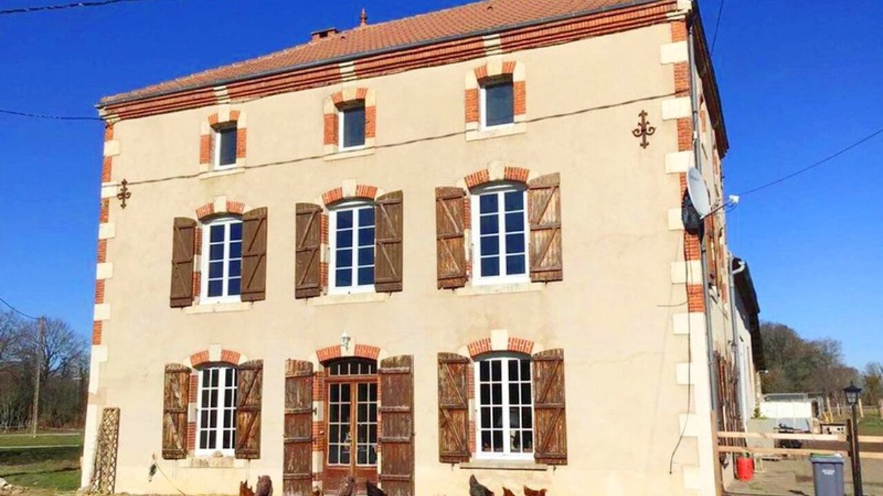 maison 6 pièces 234 m2 à vendre à Saint-Sornin-la-Marche (87210)